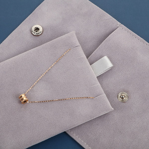 Delia minimalista eco friendly hot stamp sacchetto di gioielli di lusso busta di carta di gioielli sacchetto di imballaggio sacchetti di pelle scamosciata con bottone - Product Image 5