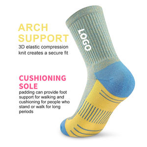 Échantillon gratuit Emballage gratuit Chaussettes de sport personnalisées pour femmes Chaussettes d'entraînement athlétique Chaussettes de sport personnalisées pour la course à pied - Product Image 2