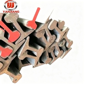 Rails en <span class=keywords><strong>acier</strong></span> conçus pour une guidage linéaire et un transfert de charge stable dans les systèmes de charpentes industrielles et de construction - Product Image 2