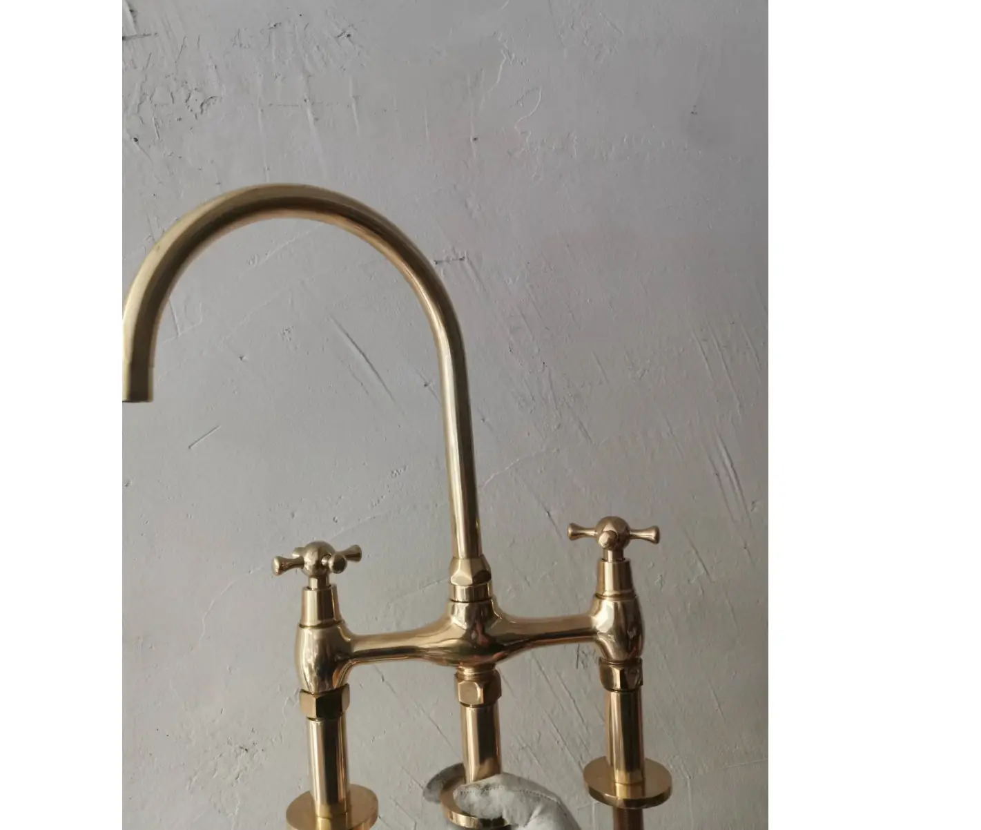 Unpainted Brass 8 Inch Centerset 2 Handle Farmhouse Kitchen Sink Faucet Nova Bridge Faucet
