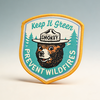 Maßgefertigte Gewebte Stickerei-Stofflogo-Patches Kundenspezifische Bestickte Aufbügelbare Aufnäher