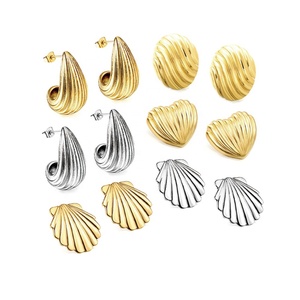 Nuevos Pendientes de Acero Inoxidable con Baño de Oro de 18k, Diseño de Gota de Agua, Corazón y Concha, Resistentes al Agua, Textura Hueca, Venta al por Mayor - Product Image 1
