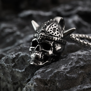 Collier Punk Crâne en Acier Inoxydable pour Homme, Pendentif Géométrique Squelette, Style Asymétrique - Product Image 3