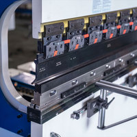 Presse plieuse électrique CNC de haute précision WE67K 130T 2500mm entièrement automatisée pour l'aluminium avec commande multifonctionnelle