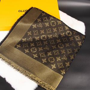 Selendang Panjang Wanita Katun Berkualitas Tinggi dengan Fitur Cepat Kering. Gaya Musim Dingin - Product Image 6