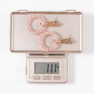 Boucles d'oreilles pendantes pour femmes, en cristal rose, strass, plaqué or, bijoux de fête tendance, boucles d'oreilles pendantes à la mode - Product Image 3