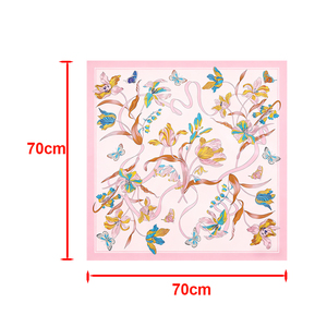Ensemble cadeau en tissu personnalisé de luxe Ping, foulard en soie imprimé, masque pour les yeux, sac rose, nœud bleu, design exquis pour femmes - Product Image 3