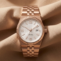 Montre-bracelet en quartz or rose OEM ODM, mouvement japonais, étanche 3 ATM, bracelet en acier inoxydable, affichage de la date, MOQ 500