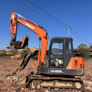 Doosan Pelle hydraulique 5 tonnes d'occasion Machines de construction Pelle rétro diesel sur chenilles ISUZU Pièces originales de roulement de pompe à vendre - Product Image 5
