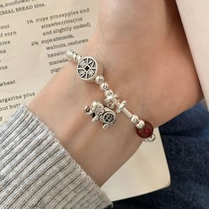 Bracelet Éléphant en Argent Sterling S925 avec Agate Rouge, Style Chinois, Huit Directions de Prospérité, Bijou Élastique pour Femme - Product Image 1