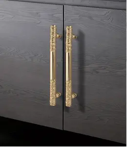 AKADA yüksek kalite lüks donanım dolap mutfak altın siyah kapı çekmece dolap mobilya için dolap kolları çeker