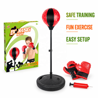 Ensemble de ballon de frappe pour enfants avec support réglable en hauteur, gants de boxe et pompe manuelle, ensemble de boxe pour enfants pour la pratique des débutants
