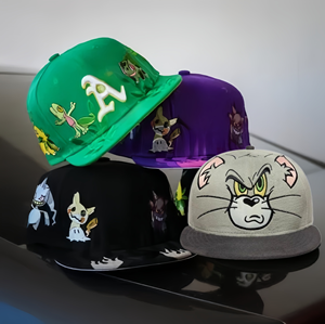 Nouvelles casquettes ajustées originales d'anime, brodées, style Hip Hop, avec motifs Flèche de Cupidon, Ange, Lapin bébé, dessin animé, à visière plate et fermées - Product Image 1