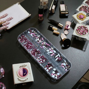 FACESHOWES Serie de <span class=keywords><strong>Piedras</strong></span> de Cristal para Uñas Estilo Francés, 12 Compartimentos/Caja, <span class=keywords><strong>Manicura</strong></span> Multicolor, Cristal AB, Base Plana, Diamantes 3D para Decoración de Uñas - Product Image 1