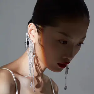 Luxury Fashion Inlaid Zircon Crystal Long Tassel Womens Ear Bone Clip Earring For Female Ear Cuff Dangle Earrings Party Jewelry