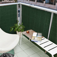 Panneau de clôture de jardin en PVC résistant aux UV, imperméable, robuste et durable, respectueux de l'environnement, à l'aspect esthétique soigné