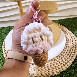 Ensemble de porte-clés mouton au crochet faits main – Adorables petites poupées mouton en laine crochetée, pendentifs tricotés en fil de coton - Product Image 4