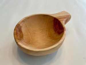 Tasse à thé en bois artisanale de style traditionnel, fabriquée en bois naturel, idéale pour savourer le thé, le café et les infusions - Product Image 2