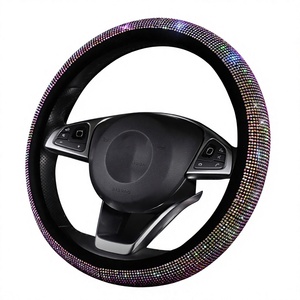 Housse de volant de voiture incrustée de diamants housse de poignée de protection d'épaule d'été ensemble de freins à main universel quatre saisons - Product Image 1