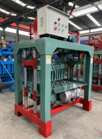 Machine à fabriquer des briques efficace pour le Rwanda et le Pakistan