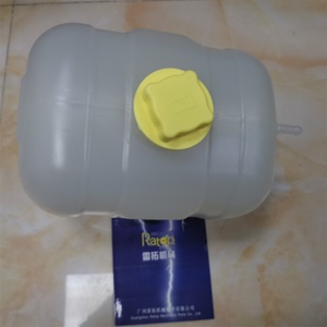 Réservoir d'eau de haute qualité 17214674, réservoir d'expansion de liquide de refroidissement 11110410 17214676 pour excavatrice EC210B, réservoir de réserve - Product Image 1