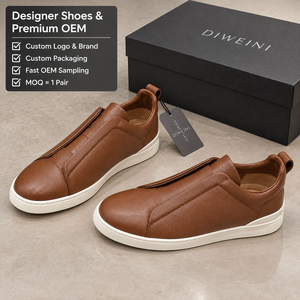Chaussures de luxe pour hommes et femmes, en cuir grainé marron de haute qualité, chaussures de marche minimalistes à enfiler, baskets neuves - Product Image 1