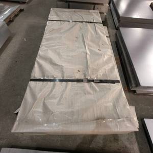 Lámina de Acero Galvanizado por Inmersión en Caliente, Laminada en Frío, con Superficie Lisa y Excelente Resistencia a la Corrosión para Aplicaciones en Exteriores - Product Image 2