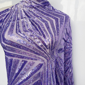 Stock vente en gros de jupes pour femmes maille extensible paillettes violet motif diamant 3mm paillettes tulle robe de mariée tissu en dentelle - Product Image 2