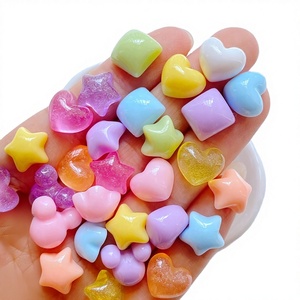 100 piezas de resina artificial, estrellas y corazones coloridos, cabujones planos, accesorios miniatura para centros de lazos para el <span class=keywords><strong>cabello</strong></span>, DIY, amor - Product Image 1