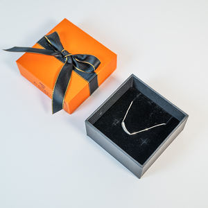 Cajas de Lujo Personalizadas con Logotipo, <span class=keywords><strong>Mini</strong></span> Empaque para Collares, Tapa y Base Extraíbles, Caja de Regalo de Papel con Lazo y Espuma para Joyería - Product Image 4