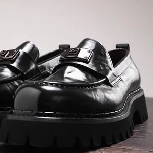 Chaussures décontractées pour hommes de style nouveau, à semelle épaisse, en cuir véritable, confortables et respirantes, chaussures pour hommes tendance - Product Image 3