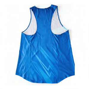 Débardeur de course unisexe ZEDE en maille respirante, anti-humidité, séchage rapide, personnalisable par sublimation - Product Image 2