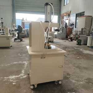 Fabrication à la main en silicone pour moule à savon - Product Image 1