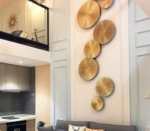 Escultura de Pared de Metal <span class=keywords><strong>Dorado</strong></span> Personalizada, Textura Moderna de Rayos de Sol, Decoración de Pared para <span class=keywords><strong>Hotel</strong></span>/Recibidor/Sala de Estar, para Interiores de Estilo Medio Oriente - Product Image 5