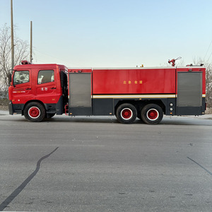 Camion de pompiers d'<span class=keywords><strong>occasion</strong></span> Nissan UD 6x4 Euro 5 à transmission automatique avec réservoir d'eau de 12 m3 et réservoir de mousse de 3 m3 Pompe à incendie Luxemburg CB12/60-TB - Product Image 2