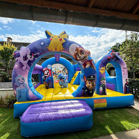 Château gonflable commercial coloré personnalisé en promotion avec toboggan pour enfants, idéal pour la location événementielle