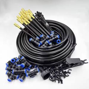 Kit d'arrosage universel 80 pieds en plastique PE noir avec raccords rapides en laiton, système d'irrigation goutte à goutte, ensemble d'automatisation de jardin - Product Image 1