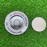 Vente en gros personnalisée Marqueur de balle de golf magnétique simple face Jeton de poker en fer de 40mm avec jeu de marqueurs de balle émaillée en métal de 25mm