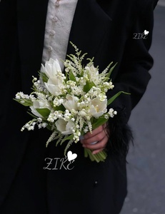 Décoration Artificielle de Mariage Premium : Lys du Val, Tulipes, Fleurs Artificielles Réalistes, Bouquets de Mariée, Boutonnière Personnalisable - Product Image 3