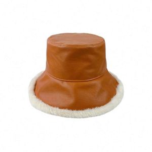Chapeau de pêcheur en cuir PU noir lisse pour l'hiver, chapeau chaud vintage japonais en laine d'agneau, chapeau bob - Product Image 4