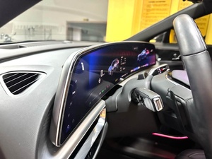 รถยนต์มือสอง ปี <span class=keywords><strong>2022</strong></span> แคดิลแลค LYRIQ SUV EV ระยะทาง 31000 กม. ไมล์น้อย สีเดิม ไม่เคยเกิดอุบัติเหตุ พวงมาลัยซ้าย รถยนต์ไฟฟ้าสุดหรู พร้อมส่ง - Product Image 5