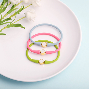 Venta al por mayor de moda patrón personalizado pulsera de silicona pareja personalizada <span class=keywords><strong>amistad</strong></span> <span class=keywords><strong>y</strong></span> pulsera de goma pulsera de concha DIY - Product Image 4