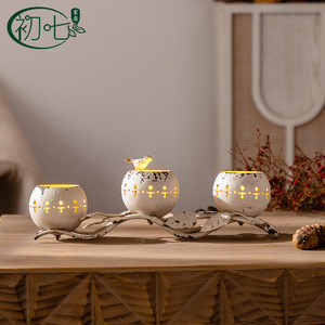 Candelabro de Hierro Blanco Antiguo Estilo Rama de Árbol, Portavelas Decorativo para Mesa de Boda - Product Image 4