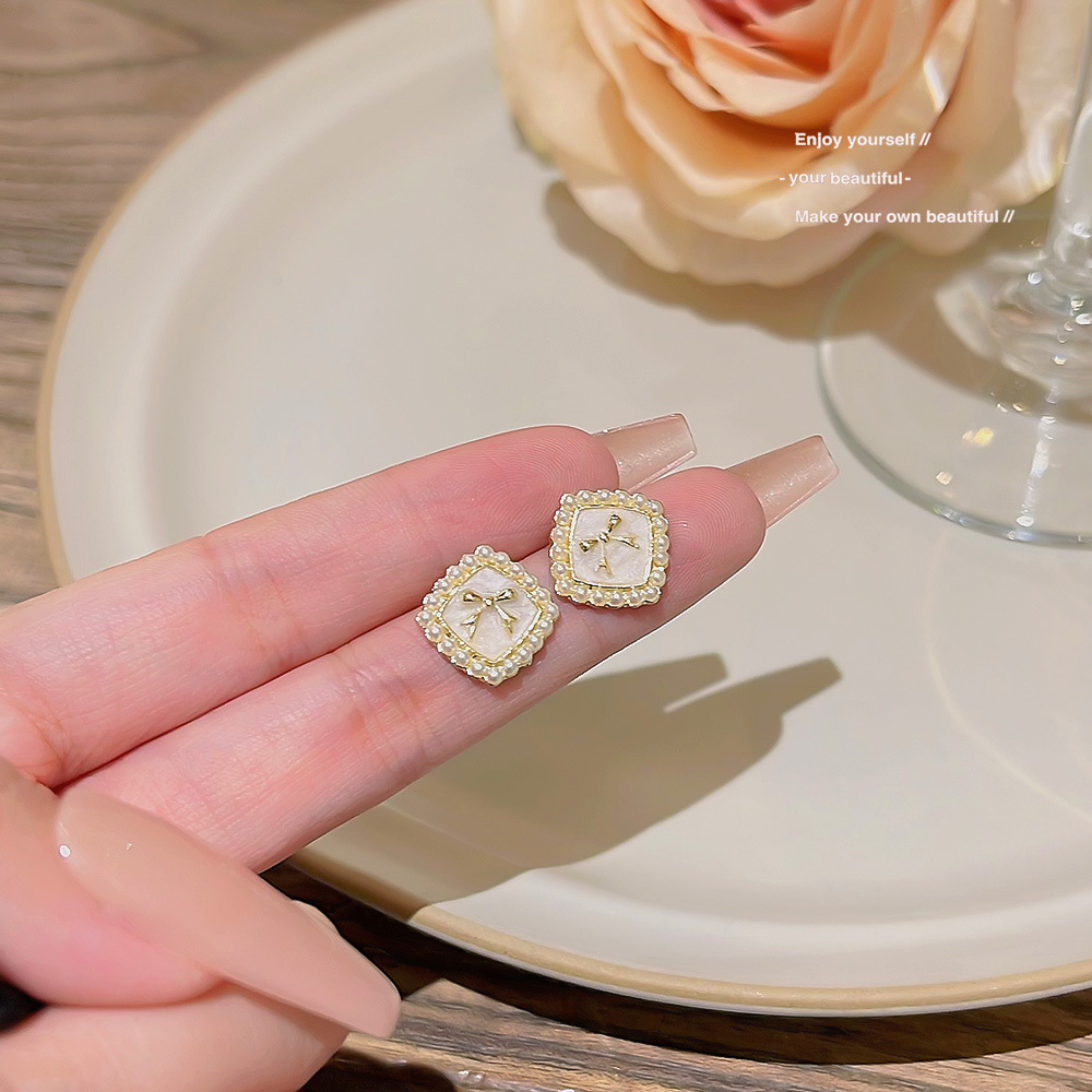 E0002 Aguja de plata