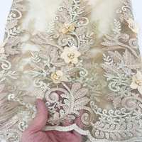 Tissu de dentelle usine de gros or machine africaine 3d fleur tissu de dentelle avec des perles
