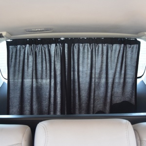 Cortina de Aluminio para Auto, Protección Solar UV con Aislamiento Térmico Trasero, Plegable, Material de PVC/Nailon/Poliéster - Product Image 3