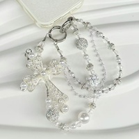 Bracelet de téléphone Y2K en strass argentés et perles imitation croix, porte-clés breloque de sac scintillant avec boule de cristal gothique pour femme