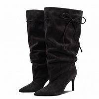 Bottes hautes plissées en daim à lacets pour femmes, talons fins, couleurs personnalisées, bout pointu, style papillon, chaussures longues et larges pour dames