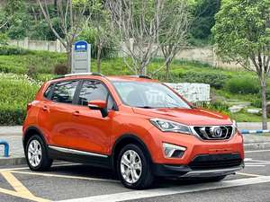 Changan CS15 2016 2017 2019 2021 Usado 5 Asientos 107 CV <span class=keywords><strong>SUV</strong></span> <span class=keywords><strong>Pequeño</strong></span> Volante a la Izquierda Gasolina <span class=keywords><strong>Mejor</strong></span> <span class=keywords><strong>SUV</strong></span> en Venta - Product Image 4