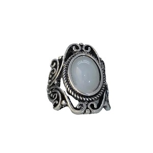 Anelli Vintage con Intarsi in Finta Pietra Lunare, Geometrici, Traforati, Eleganti, Stile Retrò, Decorativi per Signora - Product Image 5